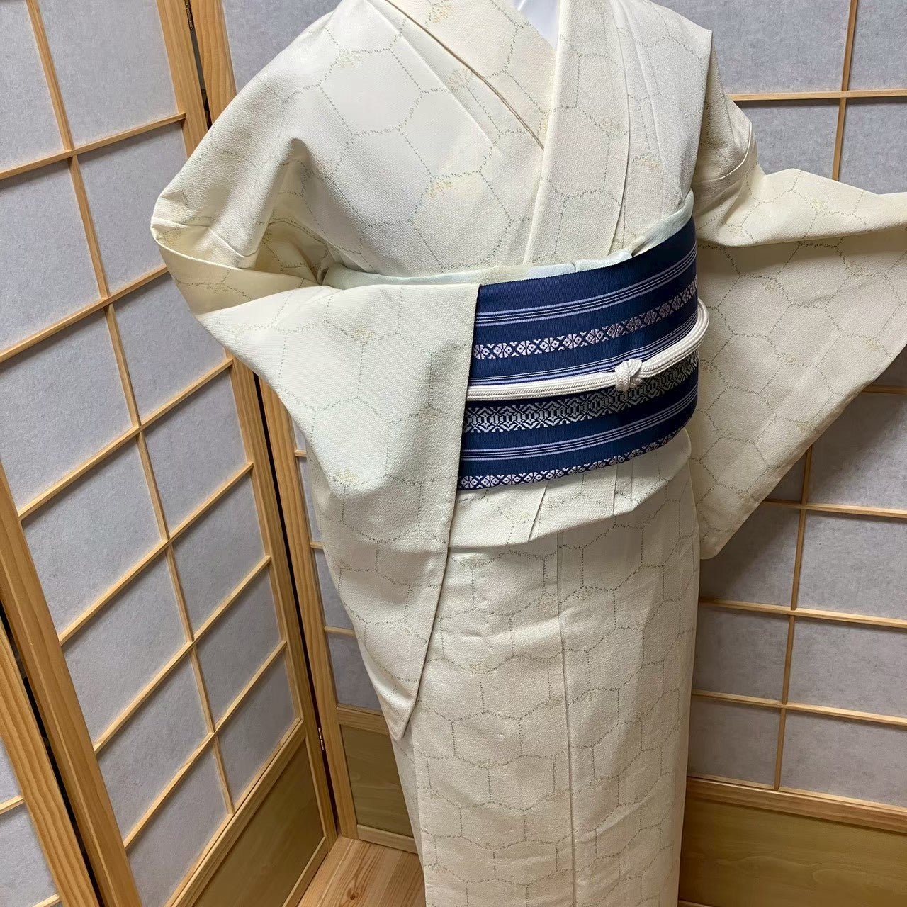 8486# Japanese Kimono only sold Vintage Womens Silk Fabric Robe Unlined kimono