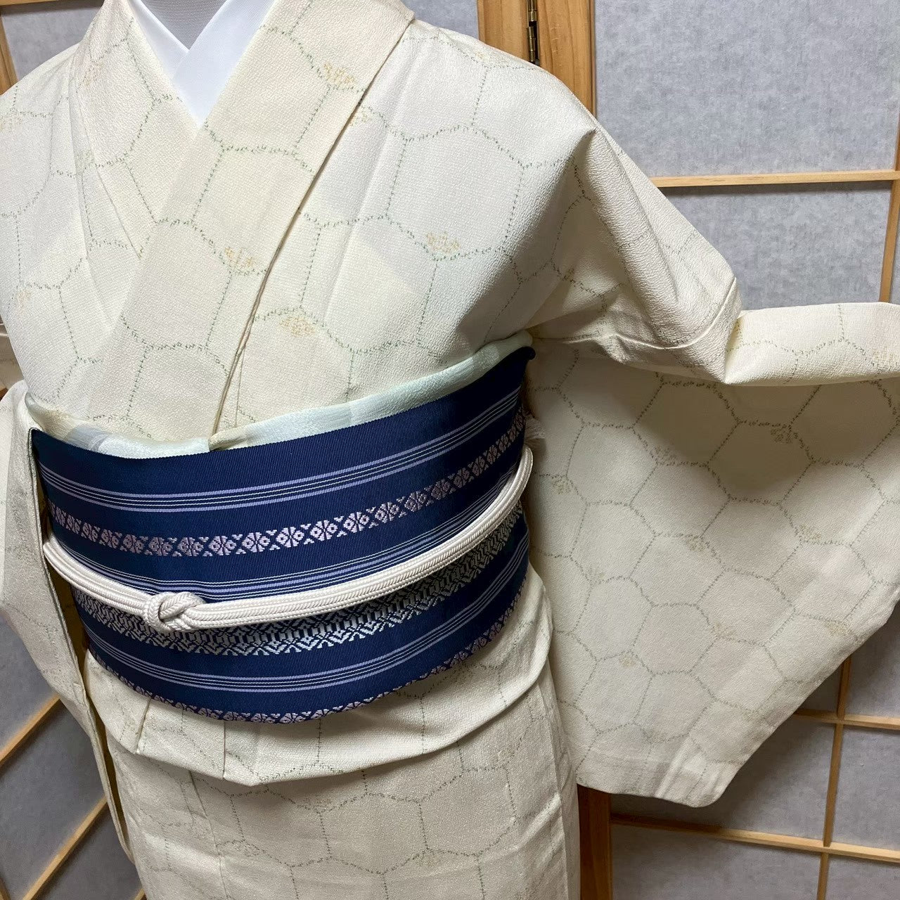 8486# Japanese Kimono only sold Vintage Womens Silk Fabric Robe Unlined kimono