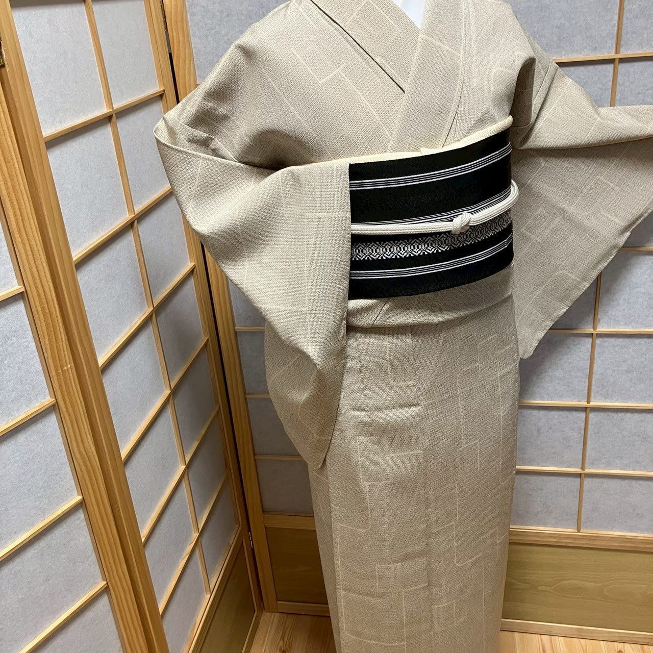 8488# Japanese Kimono only sold Vintage Womens Silk Fabric Robe Unlined kimono