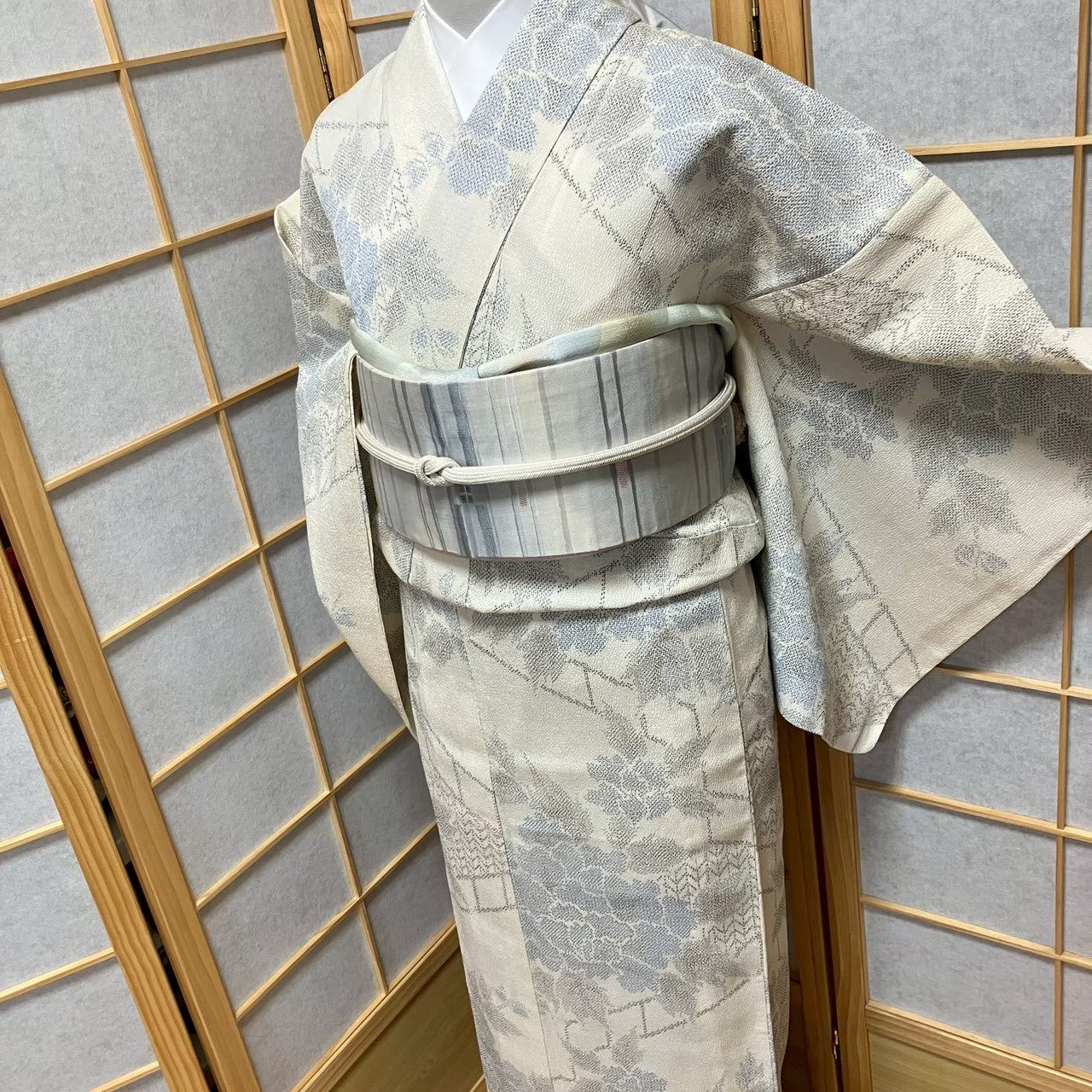 8803# Japanese Kimono only sold Vintage Womens Silk Fabric Robe Unlined kimono
