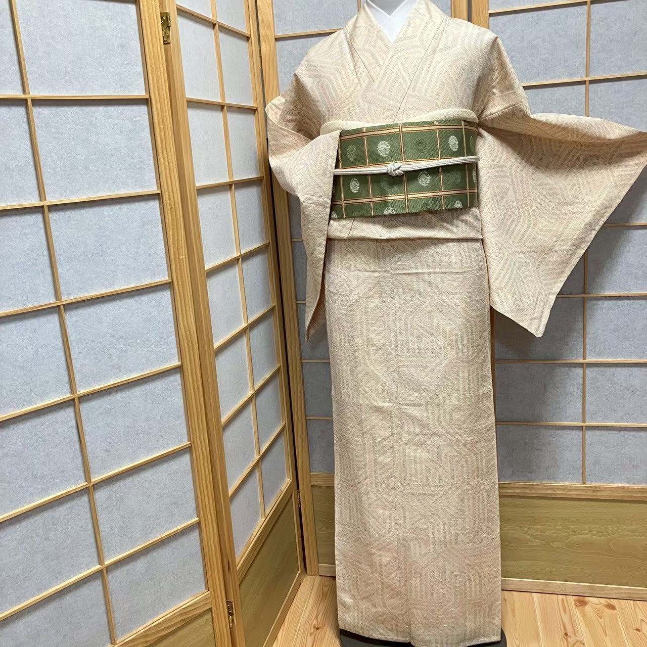 8804# Japanese Kimono only sold Vintage Womens Silk Fabric Robe Unlined kimono