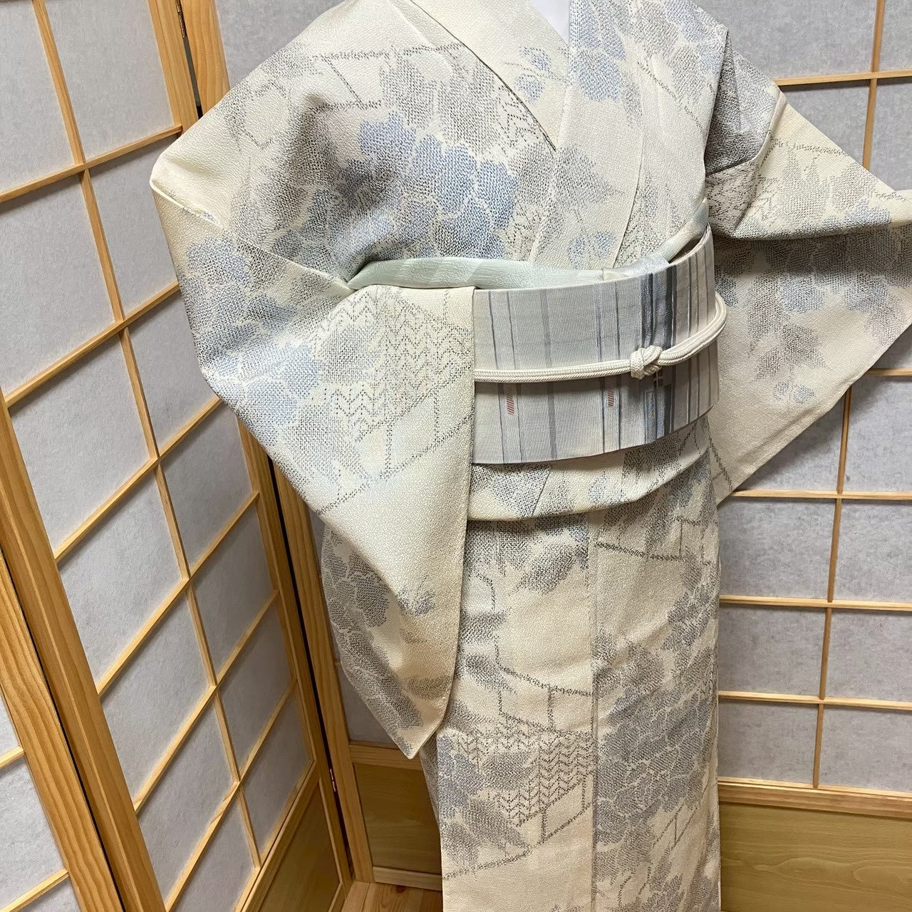 8803# Japanese Kimono only sold Vintage Womens Silk Fabric Robe Unlined kimono
