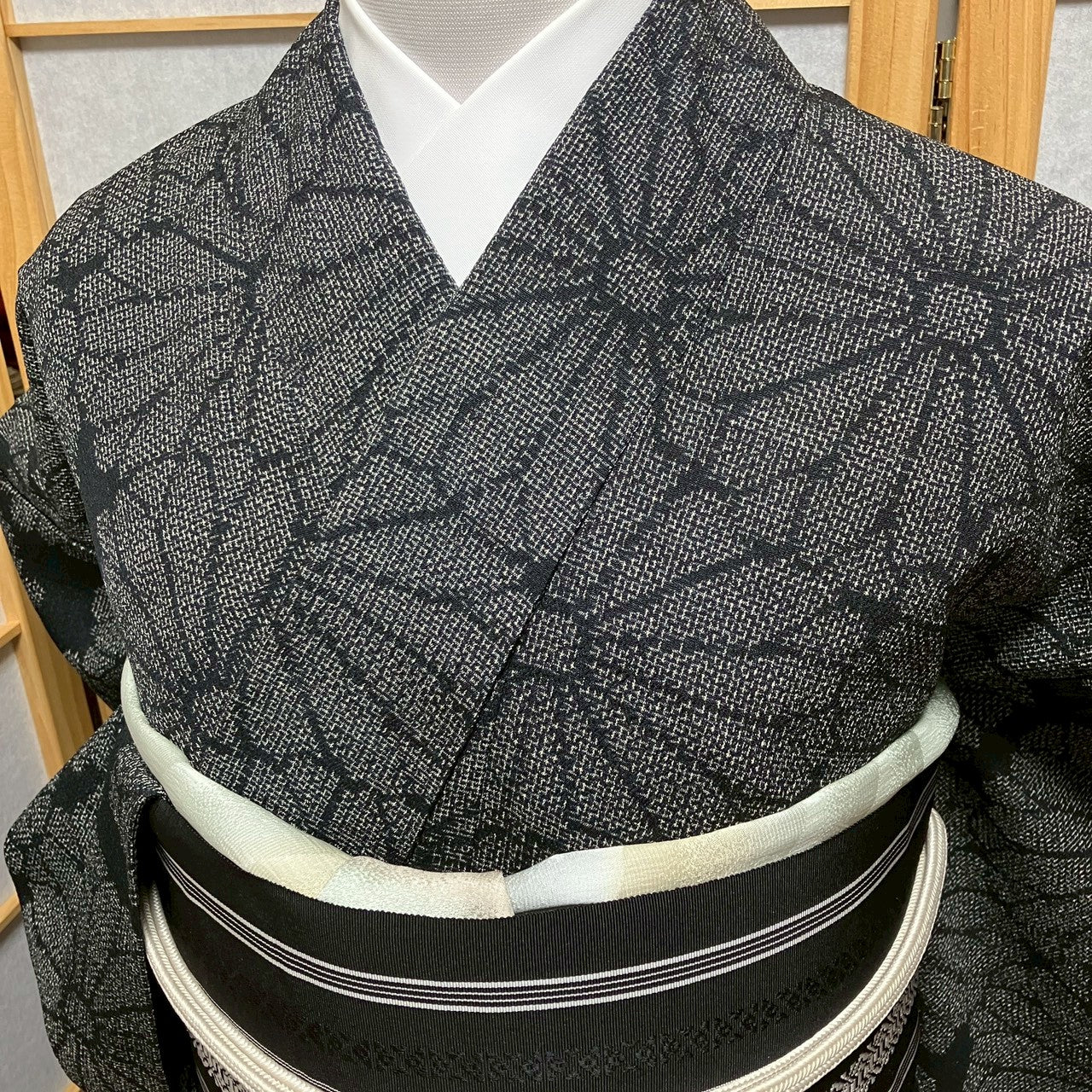 8807# Japanese Kimono only sold Vintage Womens Silk Fabric Robe Unlined kimono