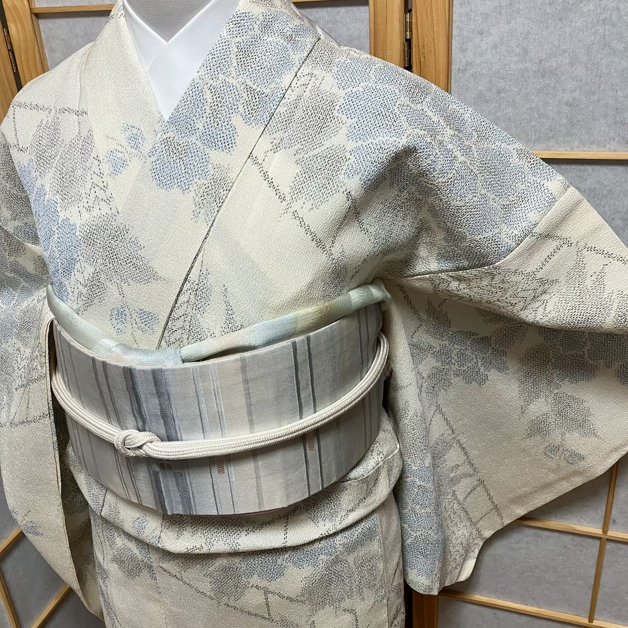 8803# Japanese Kimono only sold Vintage Womens Silk Fabric Robe Unlined kimono