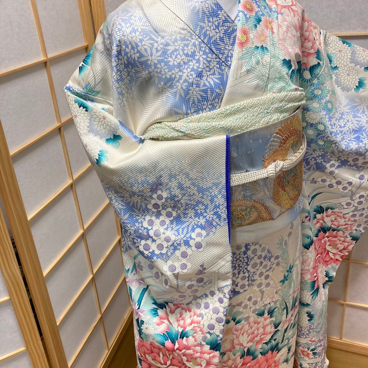 9772# Japanese Furisode Kimono Obi Obijime Obiage 4-Piece Set Womens Silk Robe
