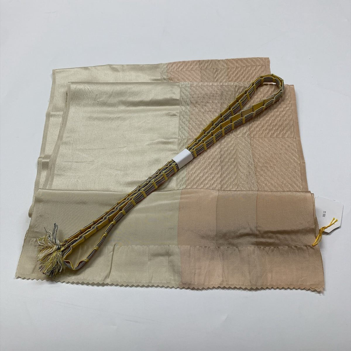 ［9286］帯締め 帯揚げ セット 格子文様 ふくれ織 正絹 着物 帯絞め