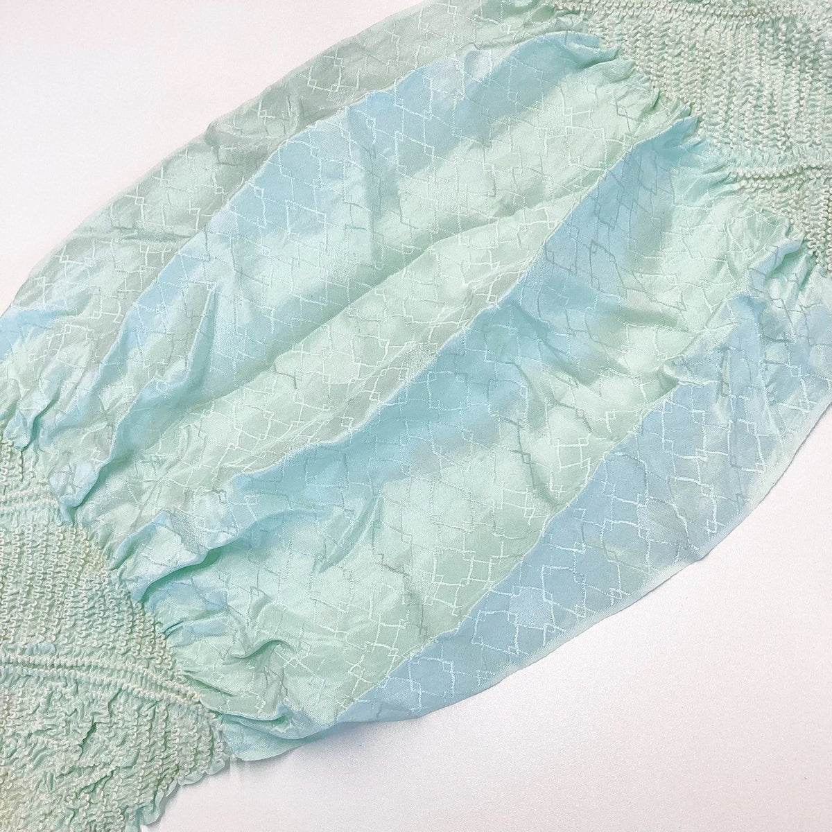 ［9752］帯締め 帯揚げ セット 草花文様 金糸 逸品 絞り 正絹 着物 帯絞め