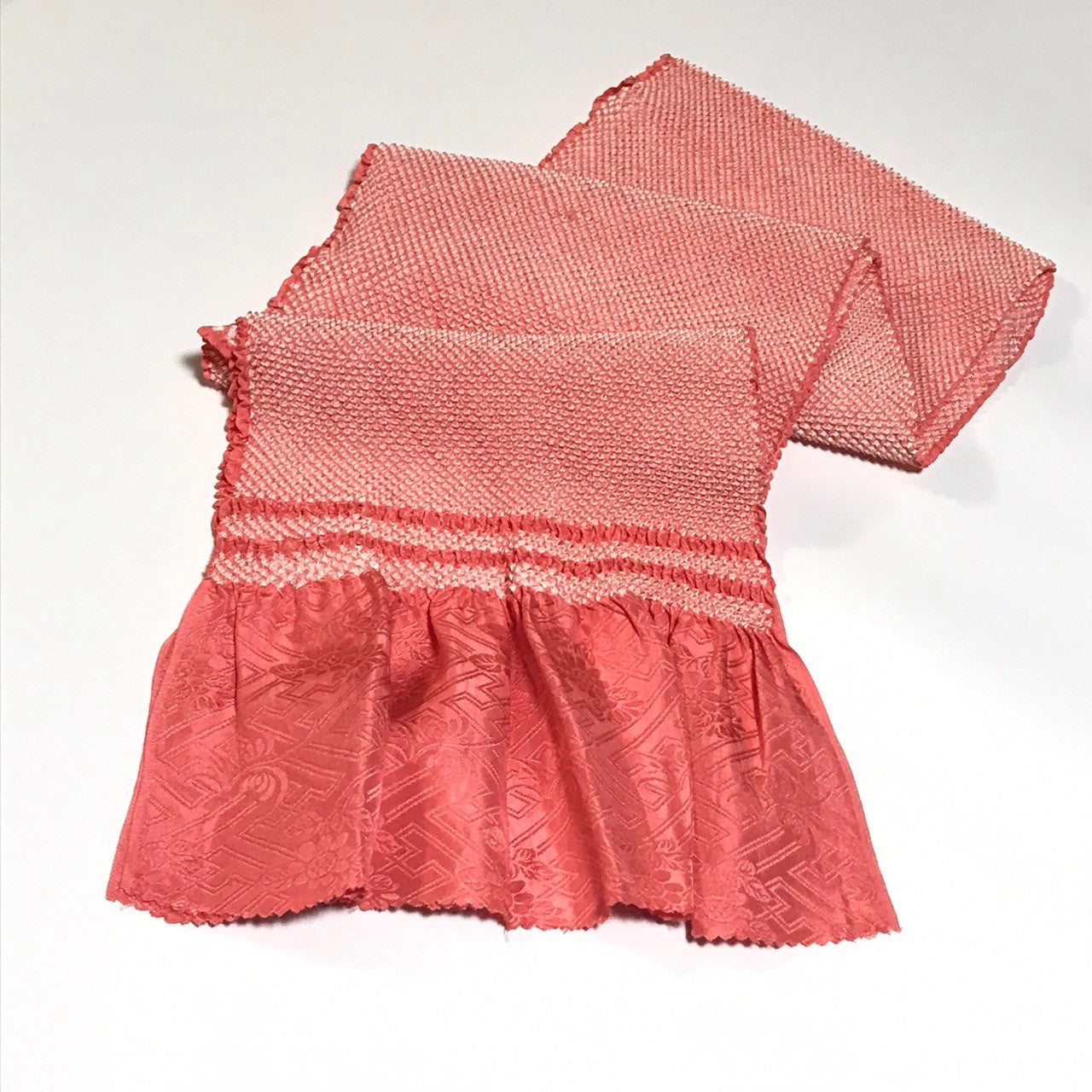 ［9972］帯締め 帯揚げ セット 美品 総絞り 金糸 洒落紐 正絹 着物 帯絞め 振袖 成人式