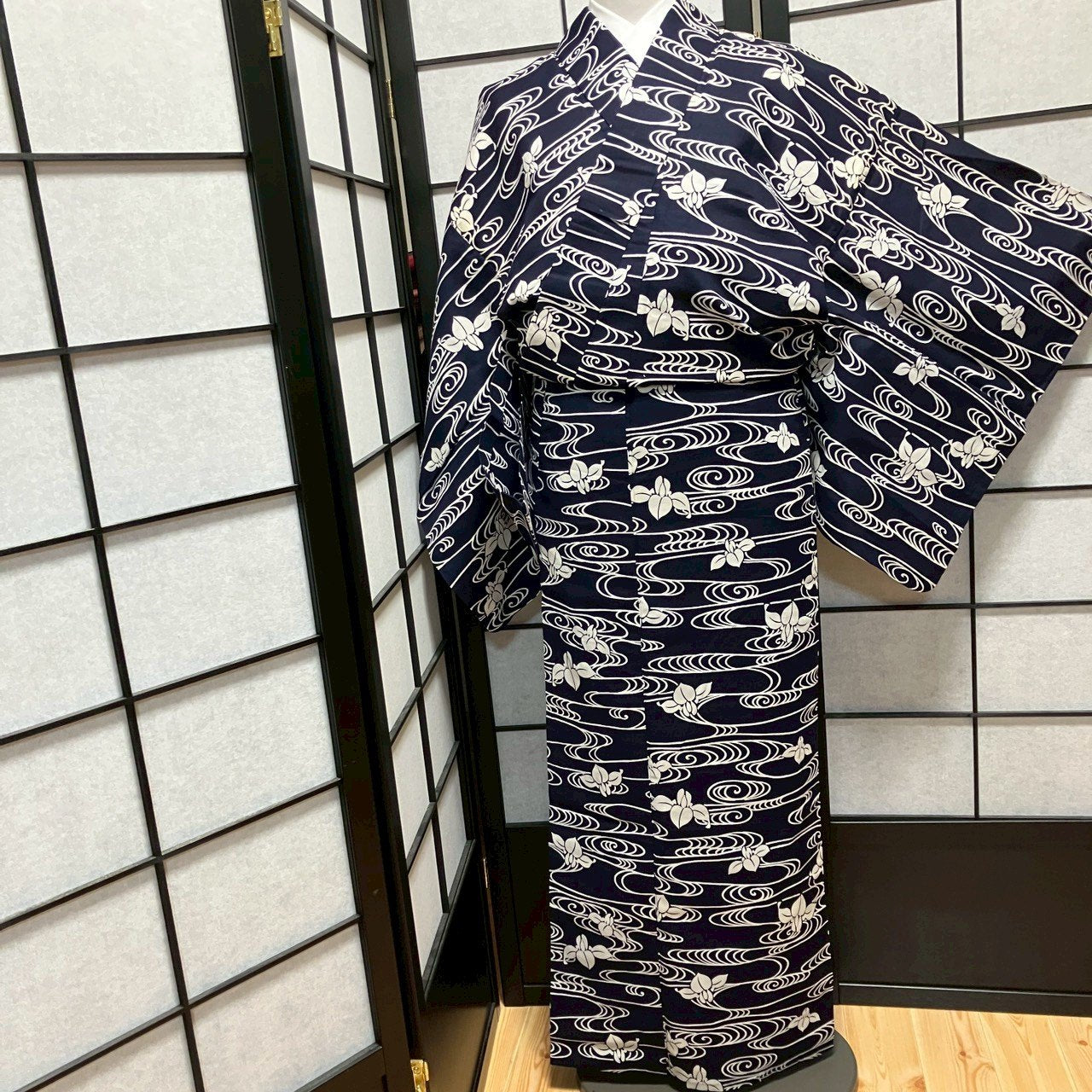 ［8776］浴衣 菖蒲流水文様 綿 ゆかた レディース リメイク