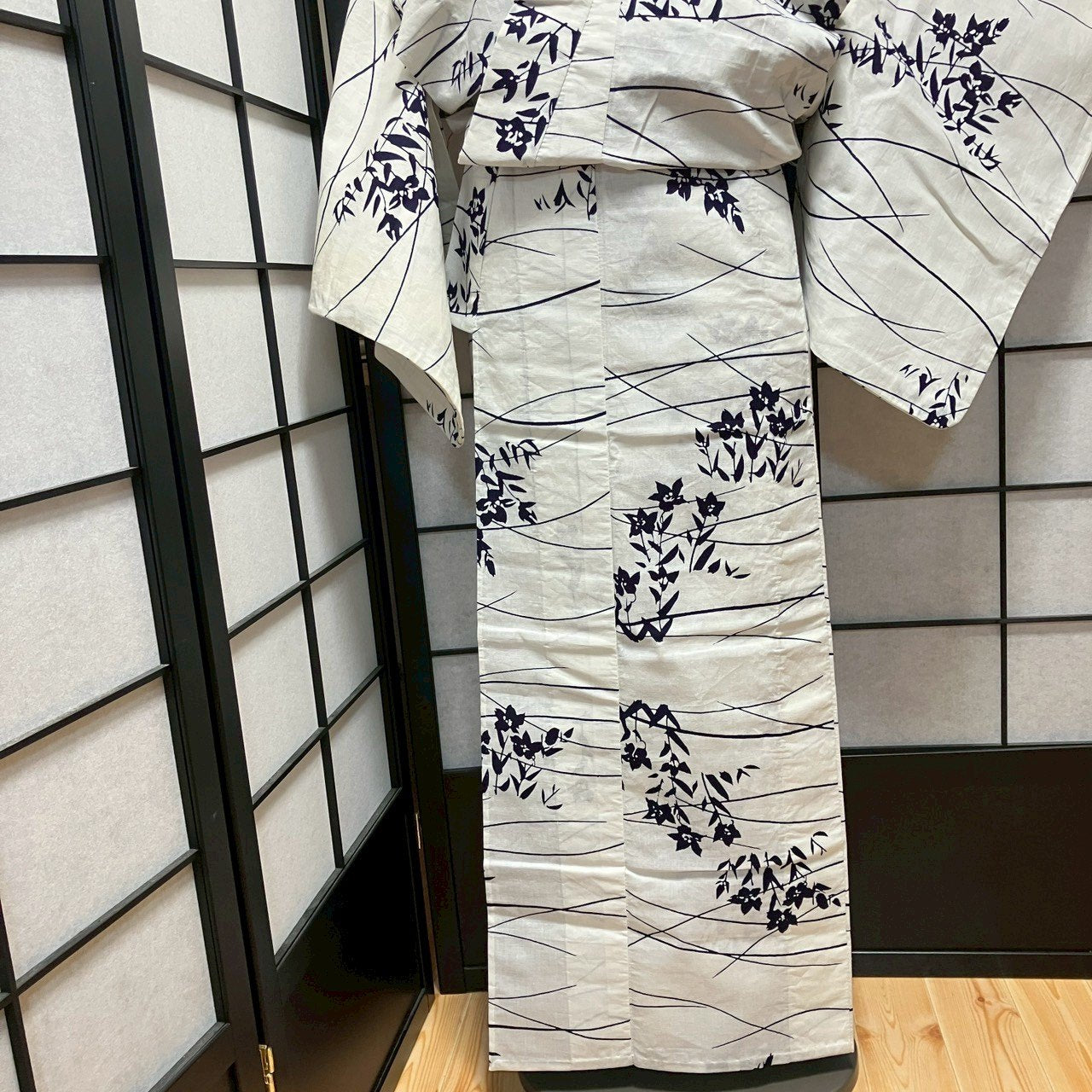 ［9428］浴衣 草花文様 白 綿 レディース リメイク ゆかた