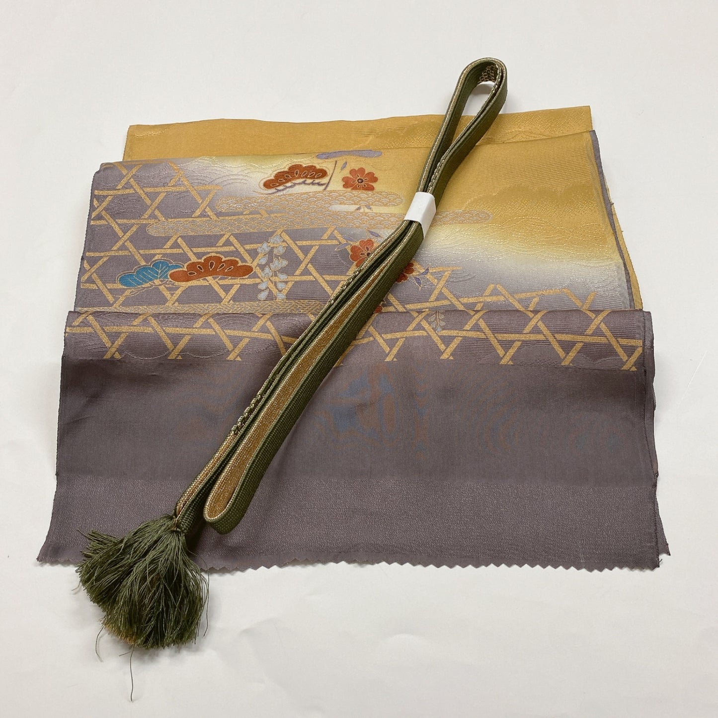 ［8355］帯締め 帯揚げ セット 松雲取文様 金彩 正絹 着物 帯絞め