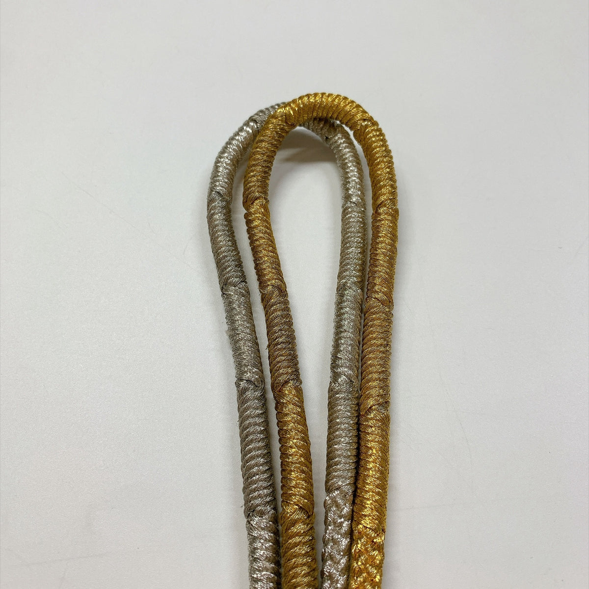 ［9775］帯締め 帯揚げ セット 菊文様 金銀糸 白 正絹 着物 帯絞め
