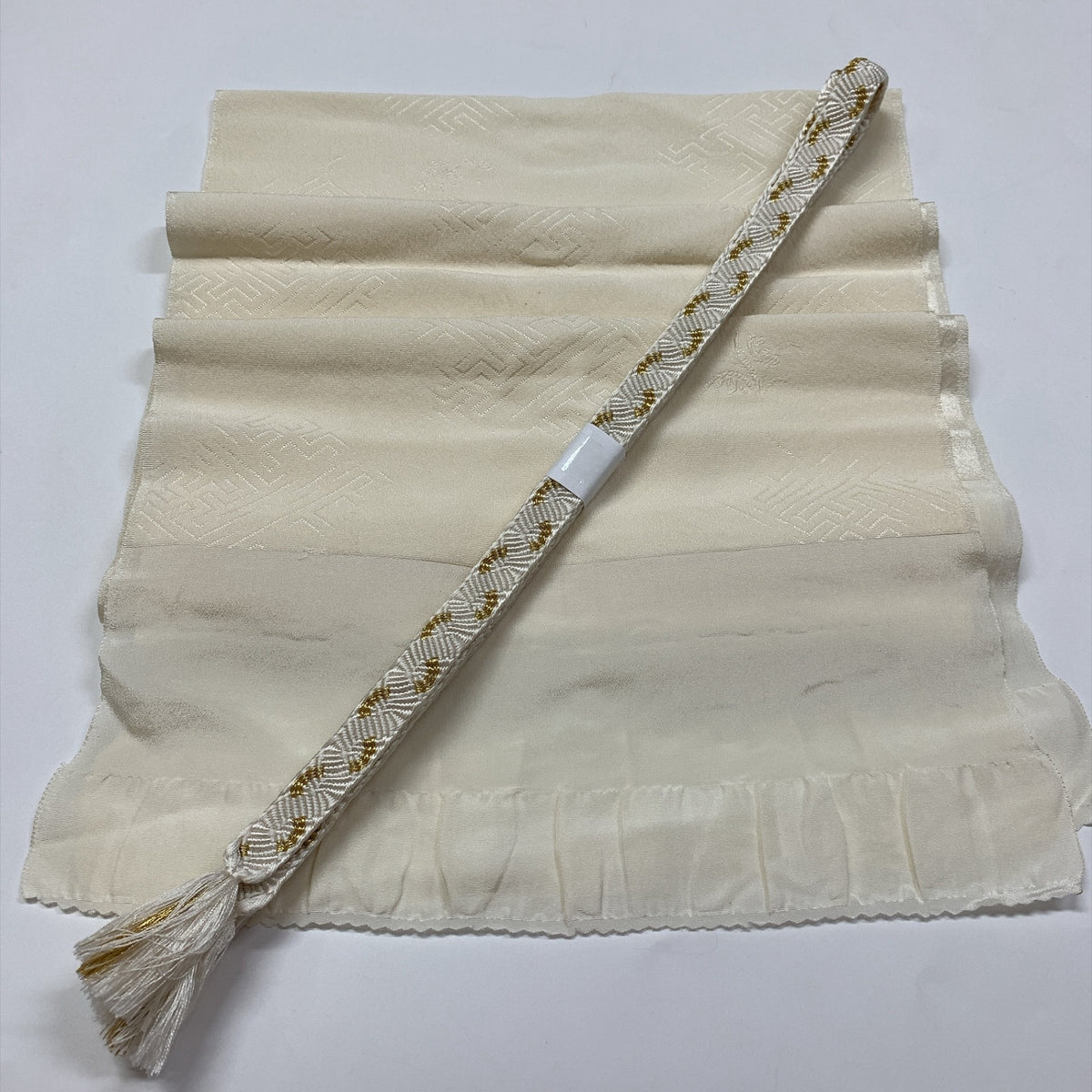 ［9276］帯締め 帯揚げ セット 花紗綾形 金糸 白 正絹 着物 帯絞め