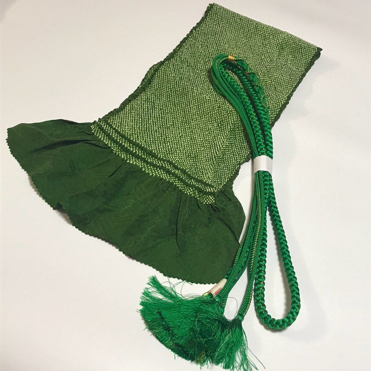 ［9973］帯締め 帯揚げ セット 美品 総絞り 金糸 正絹 着物 帯絞め 成人式 振袖