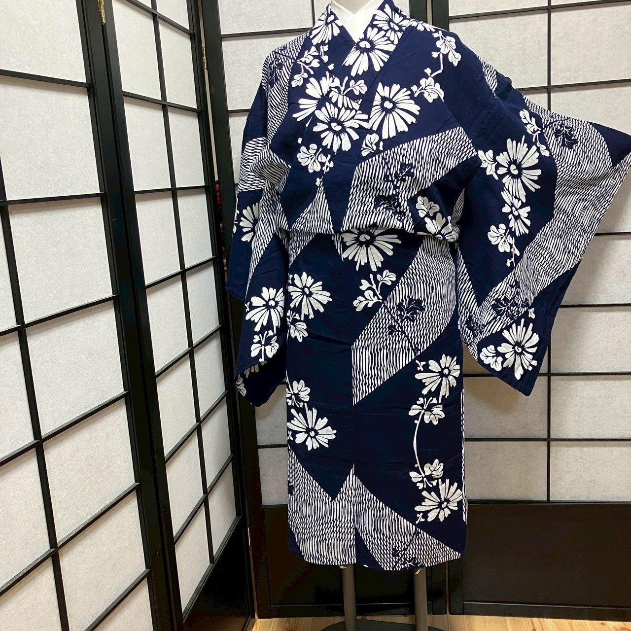 ［9429］浴衣 草花文様 ゆかた レディース 綿 リメイク
