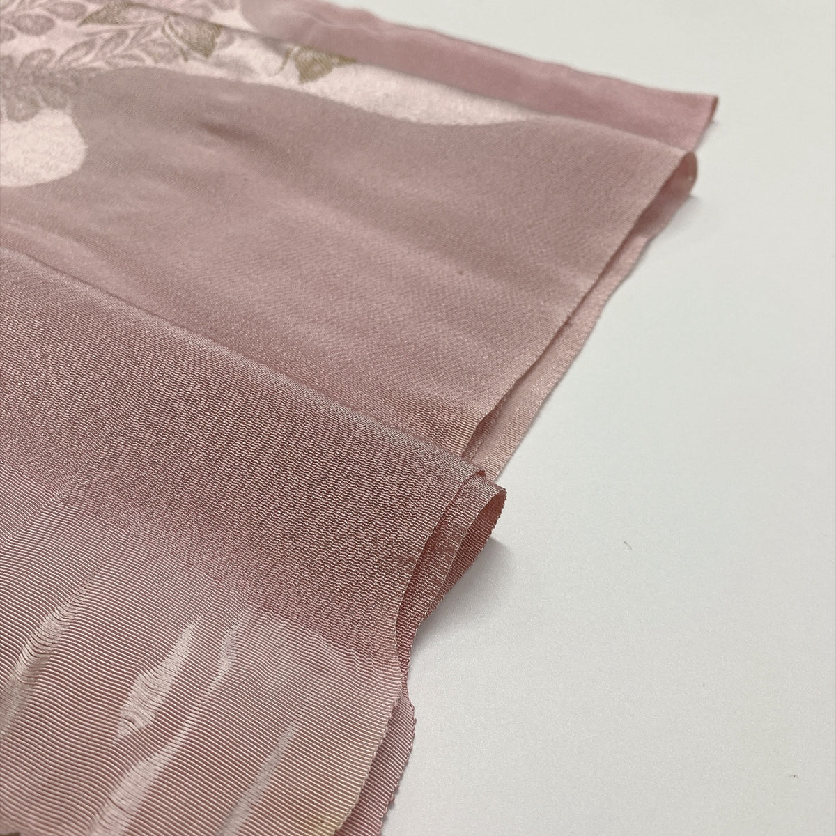 ［9805］帯締め 帯揚げ セット 舞蝶草葉文様 金糸 正絹 着物 帯絞め