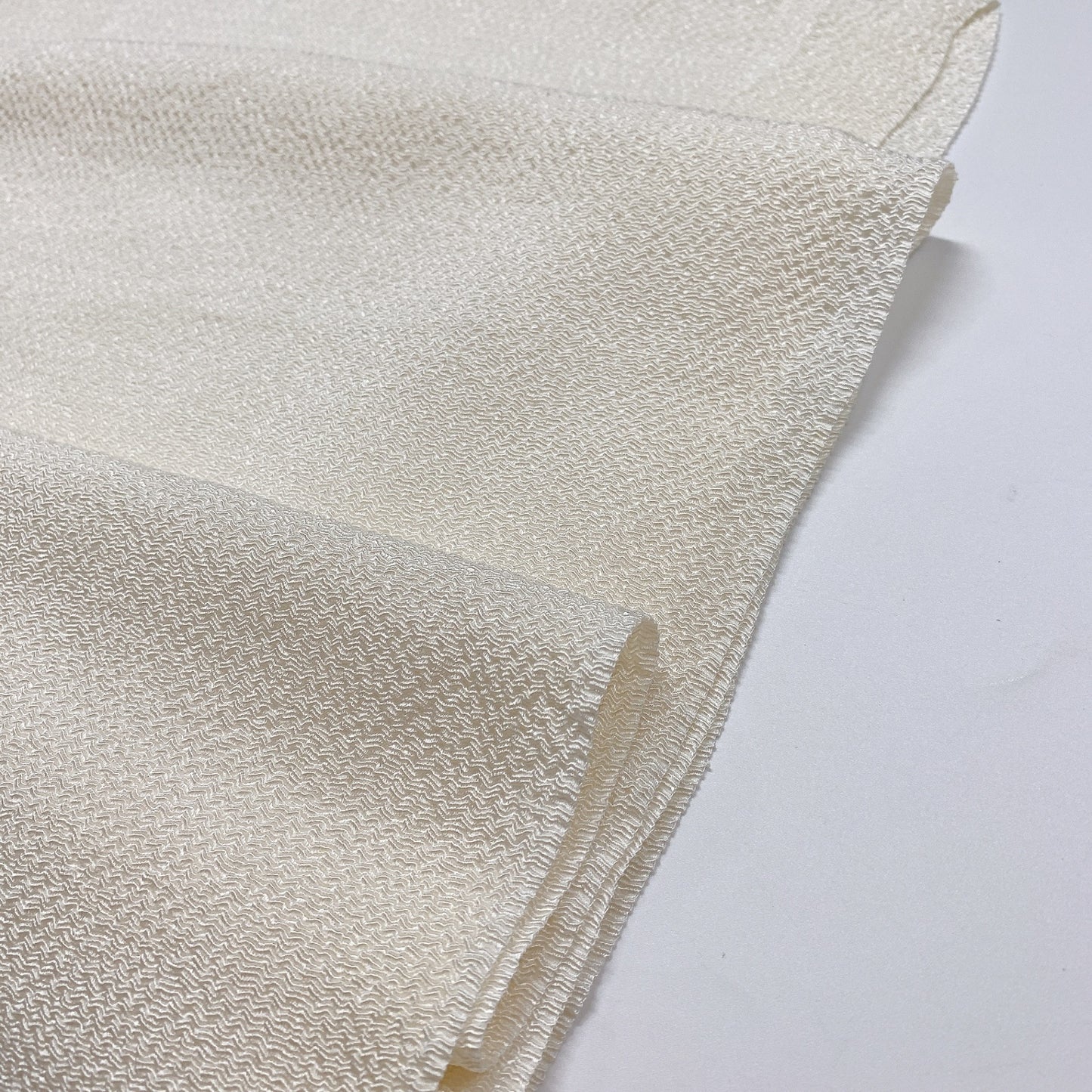 ［8405］帯締め 帯揚げ セット 白 無地感覚 縮緬 金糸 正絹 着物 帯絞め