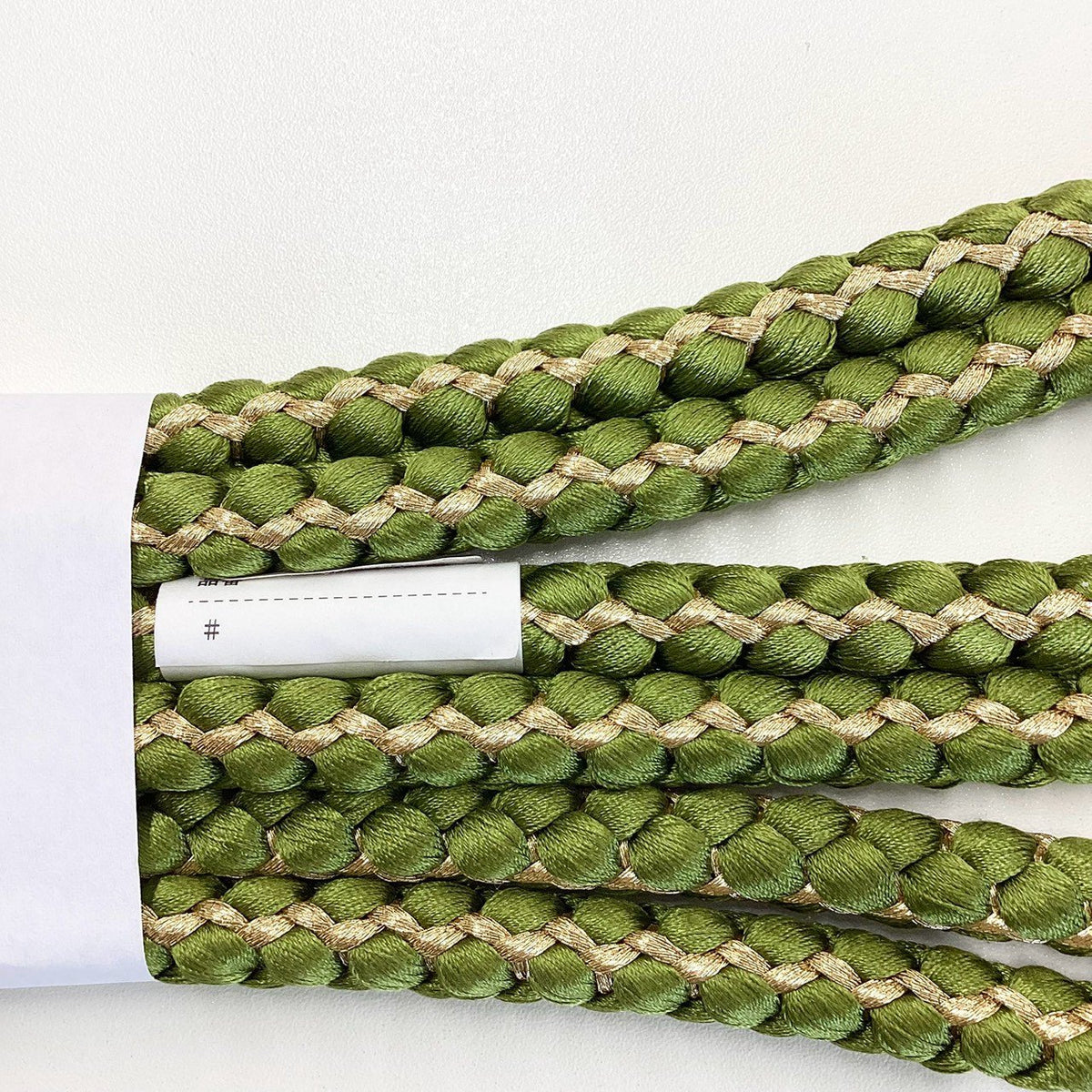 ［9717］帯締め 帯揚げ セット 草花文様 金糸 白 絞り 正絹 着物 帯絞め