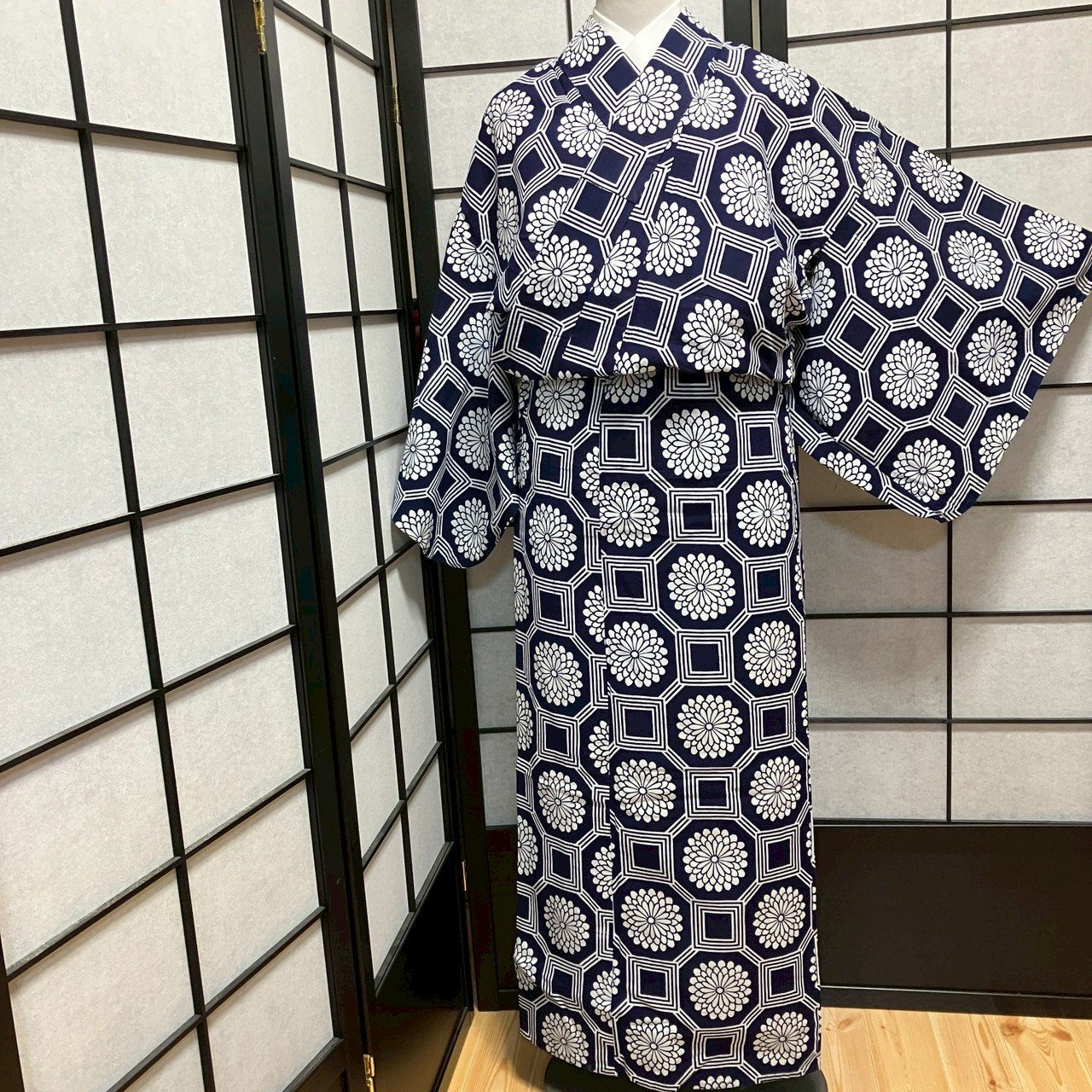 ［9119］浴衣 菊御天井柄 ゆかた レディース 綿 リメイク