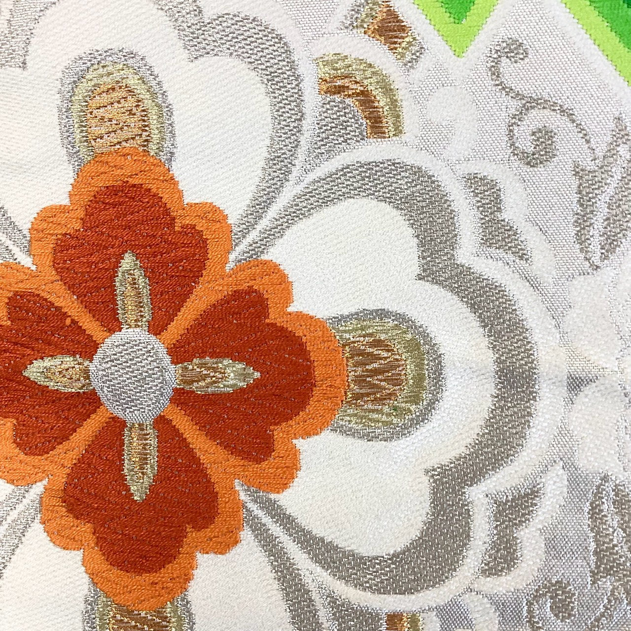 ［8902］袋帯 花菱文様 刺繍 銀彩 六通 正絹 着物 フォーマル