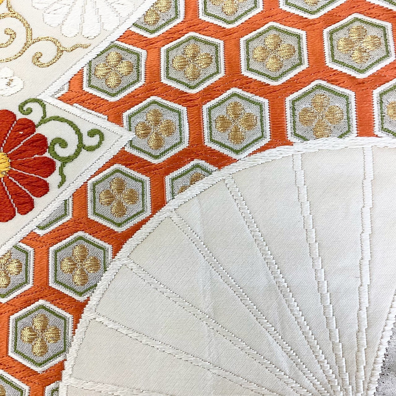 ［8848］袋帯 扇草花亀甲文様 刺繍 六通 正絹 着物 フォーマル
