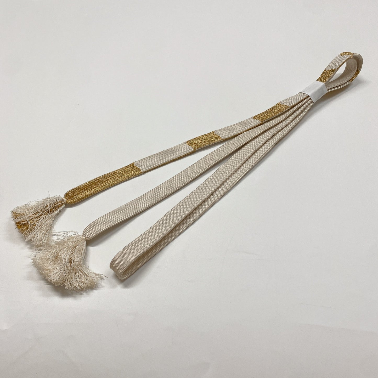 ［8368］帯締め 帯揚げ セット 草花尽し 金糸 正絹 着物 帯絞め
