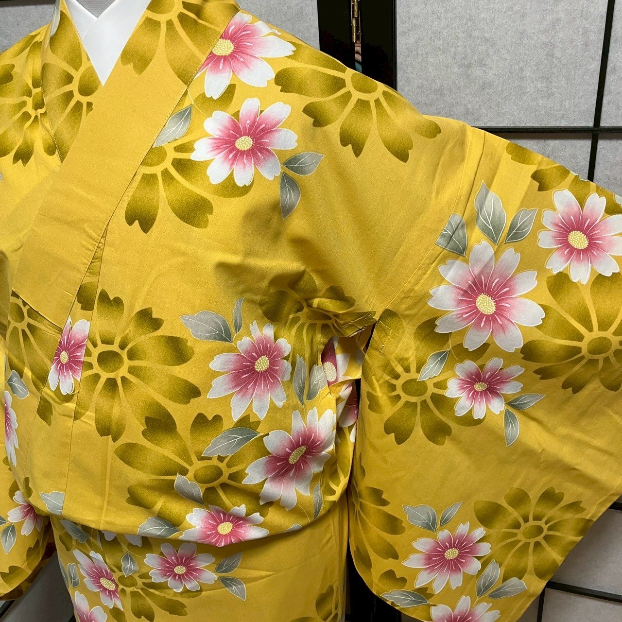［9117］浴衣 美品 草花文様 綿 レディース ゆかた リメイク
