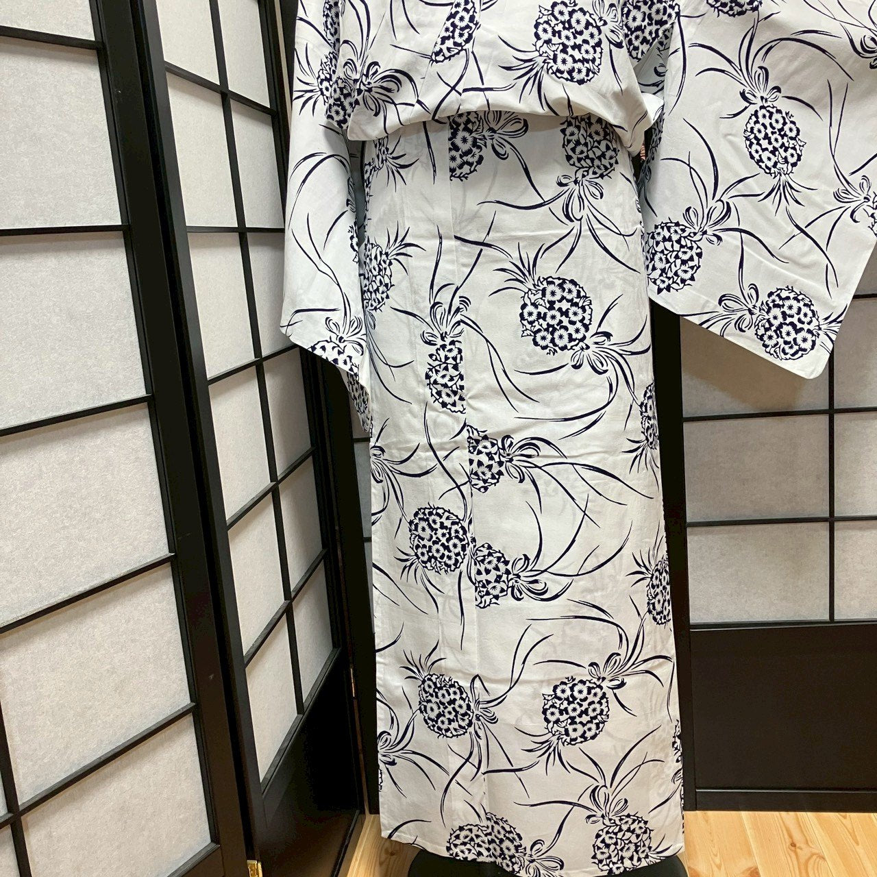 ［9468］浴衣 花束文様 白 綿 レディース リメイク 綿