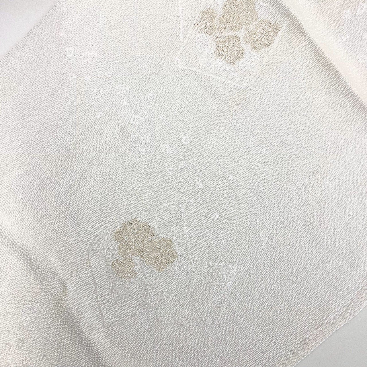 ［8518］帯締め 帯揚げ セット 梅文様 白 金糸 縮緬 正絹 着物 帯絞め