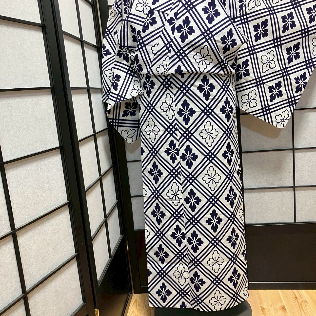 ［9438］浴衣 花菱文様 白 綿 レディース リメイク ゆかた