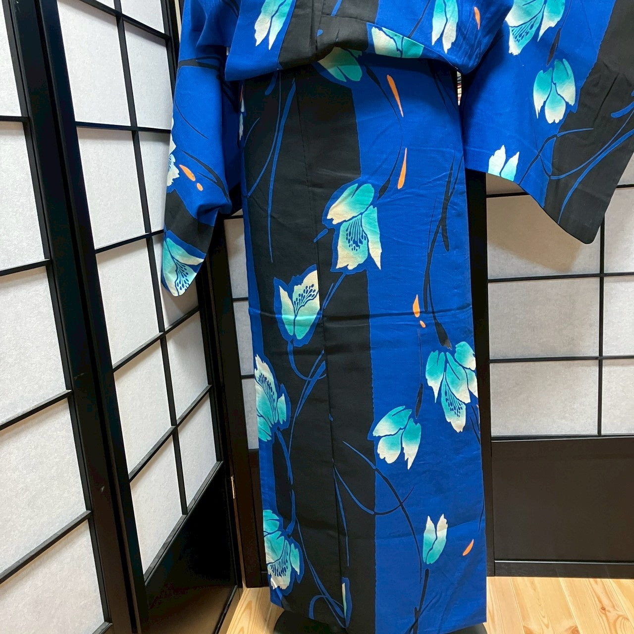 ［9459］浴衣 美品 枝花文様 ゆかた レディース 綿 リメイク
