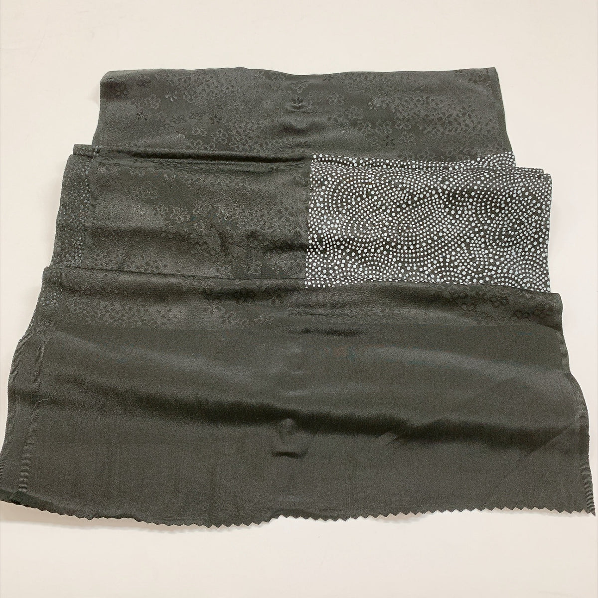 ［9802］帯締め 帯揚げ セット 小花柄 黒 逸品 正絹 着物 帯絞め