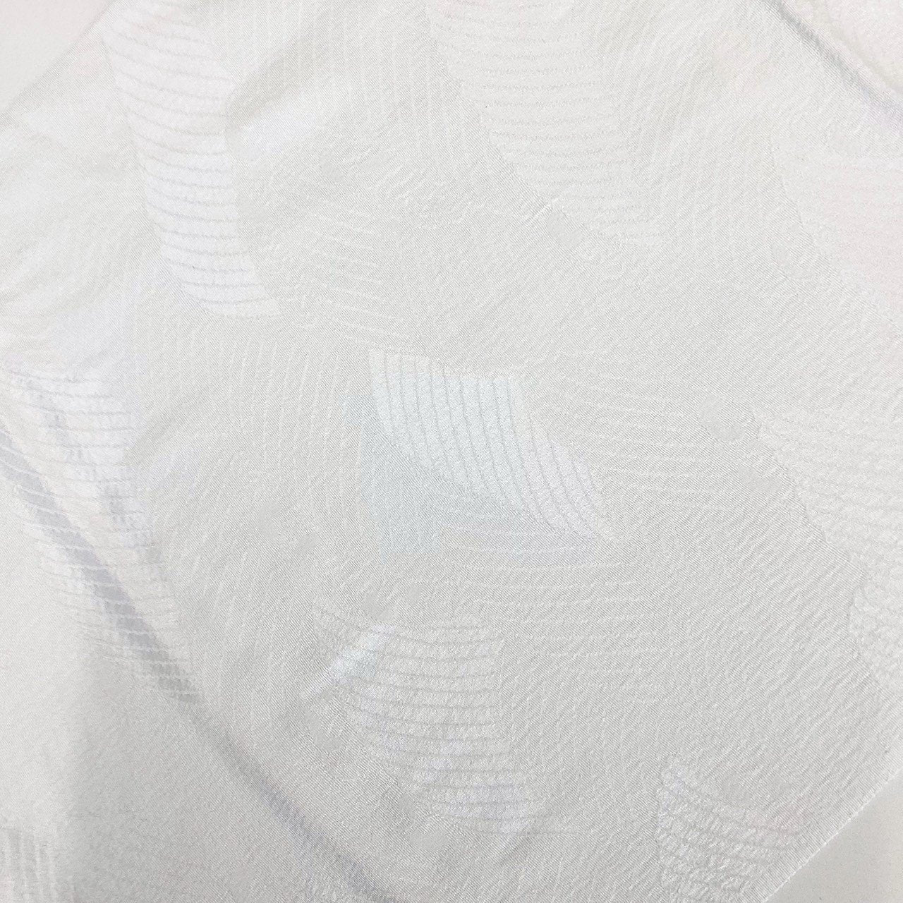 ［8507］帯締め 帯揚げ セット 立波地紋 金彩 白 正絹 着物 帯絞め