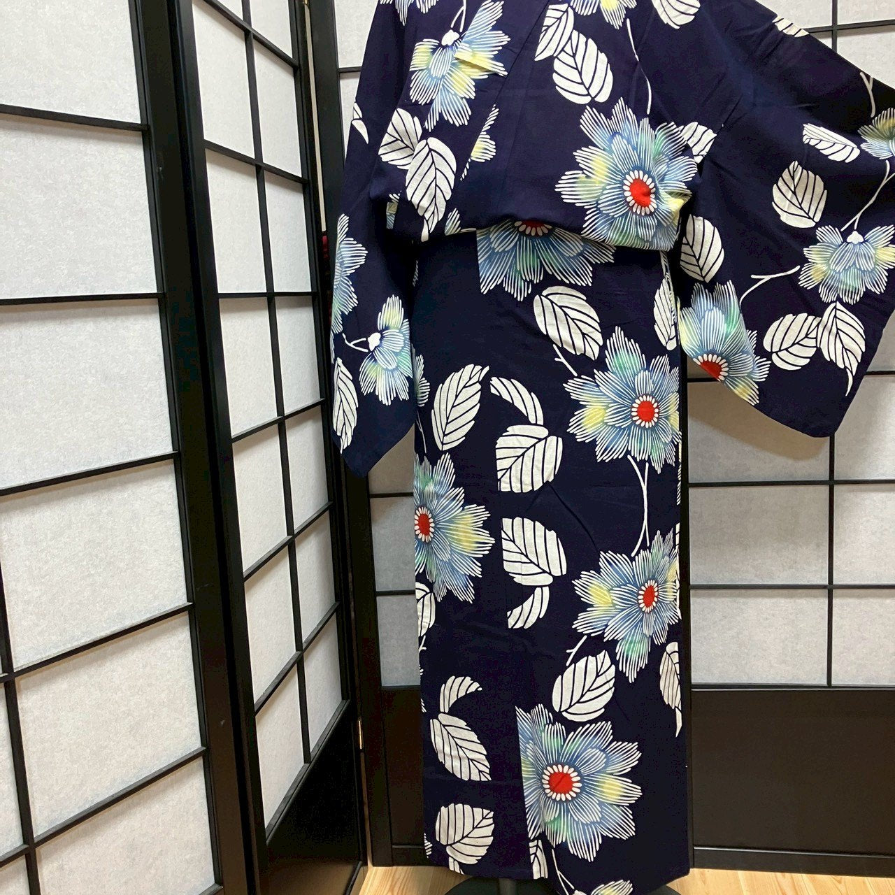 ［9477］浴衣 草花文様 ゆかた レディース 綿 リメイク