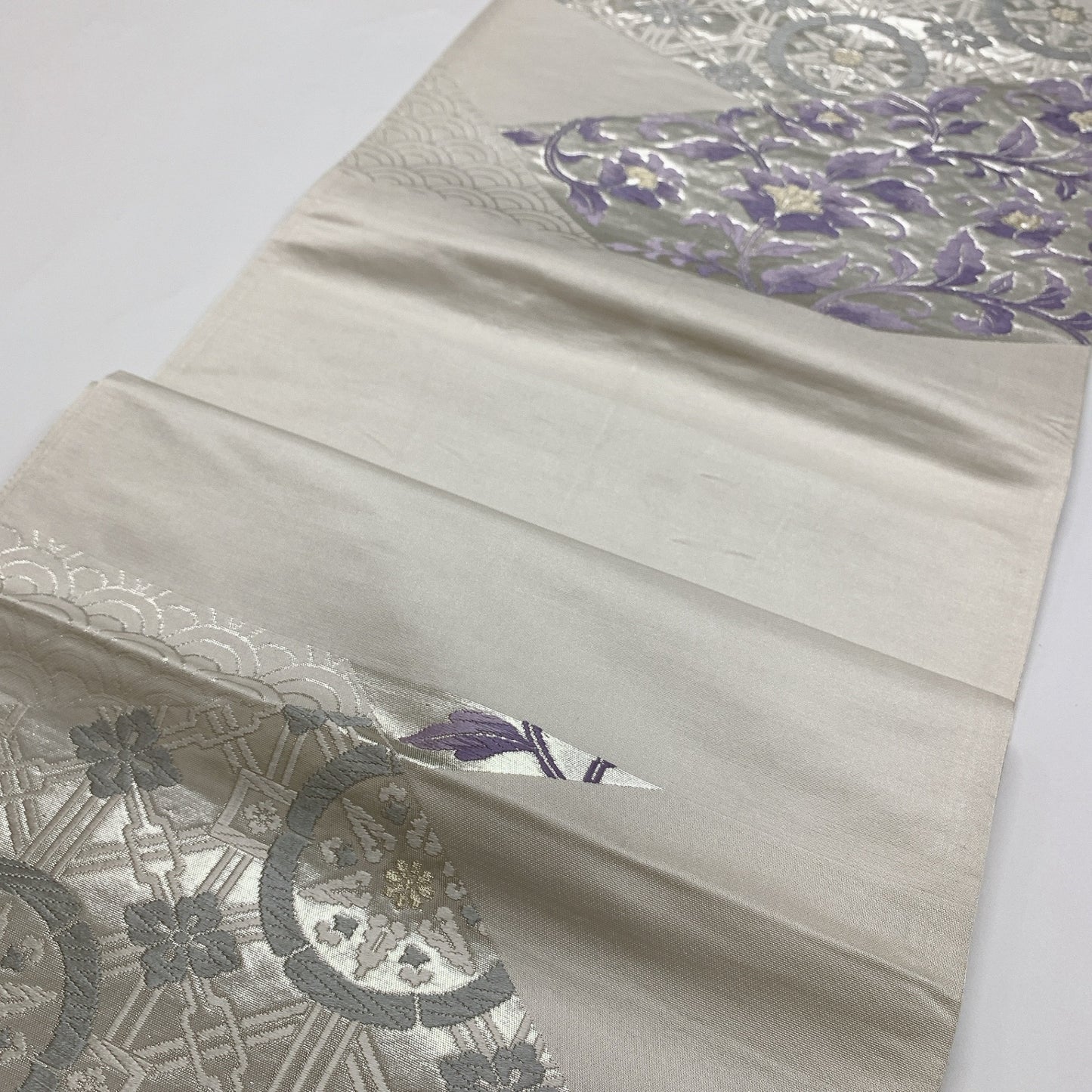 ［8954］袋帯 花唐草吉祥文様 銀彩 六通 正絹 着物 フォーマル