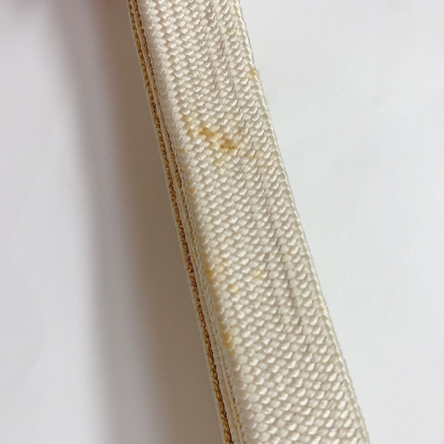 ［8302］帯締め 帯揚げ セット 紗綾型地紋 金糸 正絹 着物 帯絞め