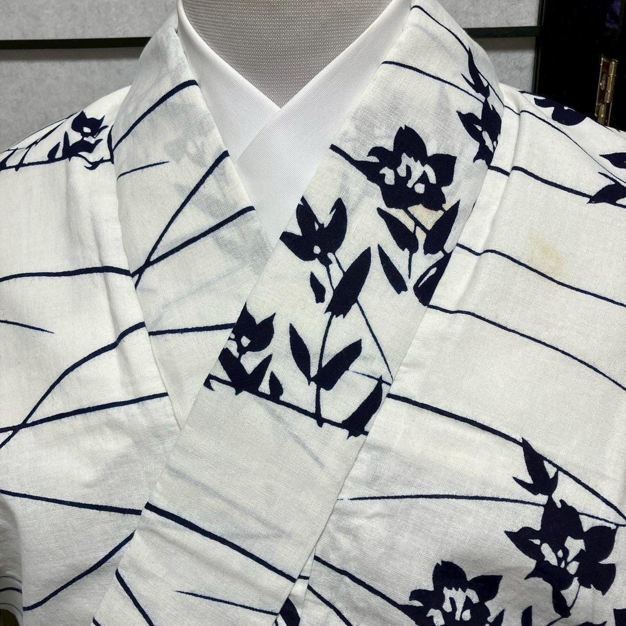 ［9428］浴衣 草花文様 白 綿 レディース リメイク ゆかた