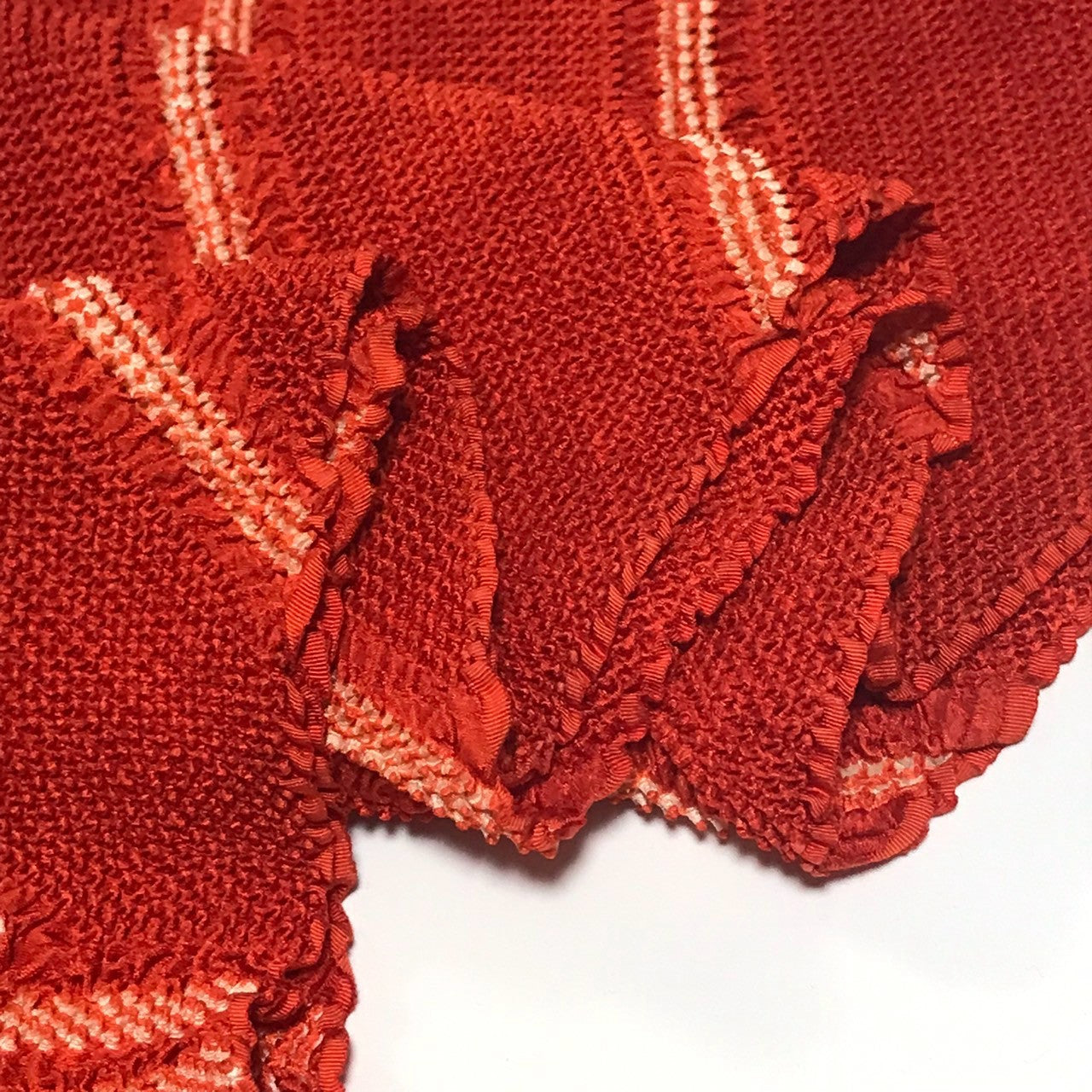 ［9968］帯締め 帯揚げ セット 美品 斜縞 総絞り 正絹 着物 帯絞め 振袖 成人式