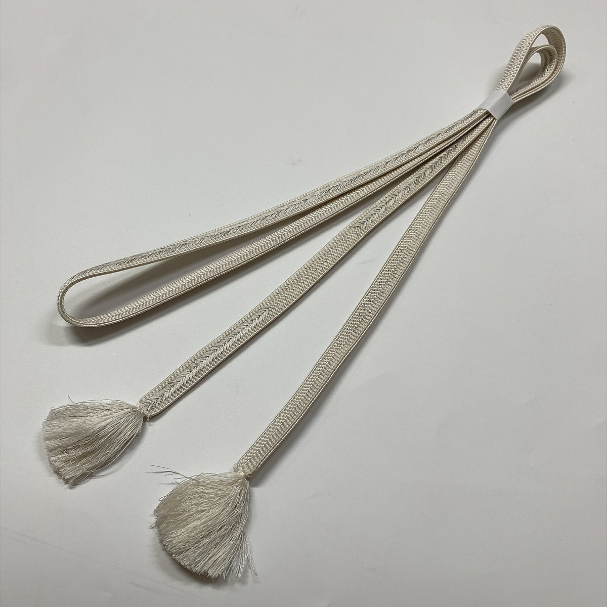 ［9282］帯締め 帯揚げ セット 梅鉢文様 金糸  正絹 着物 帯絞め