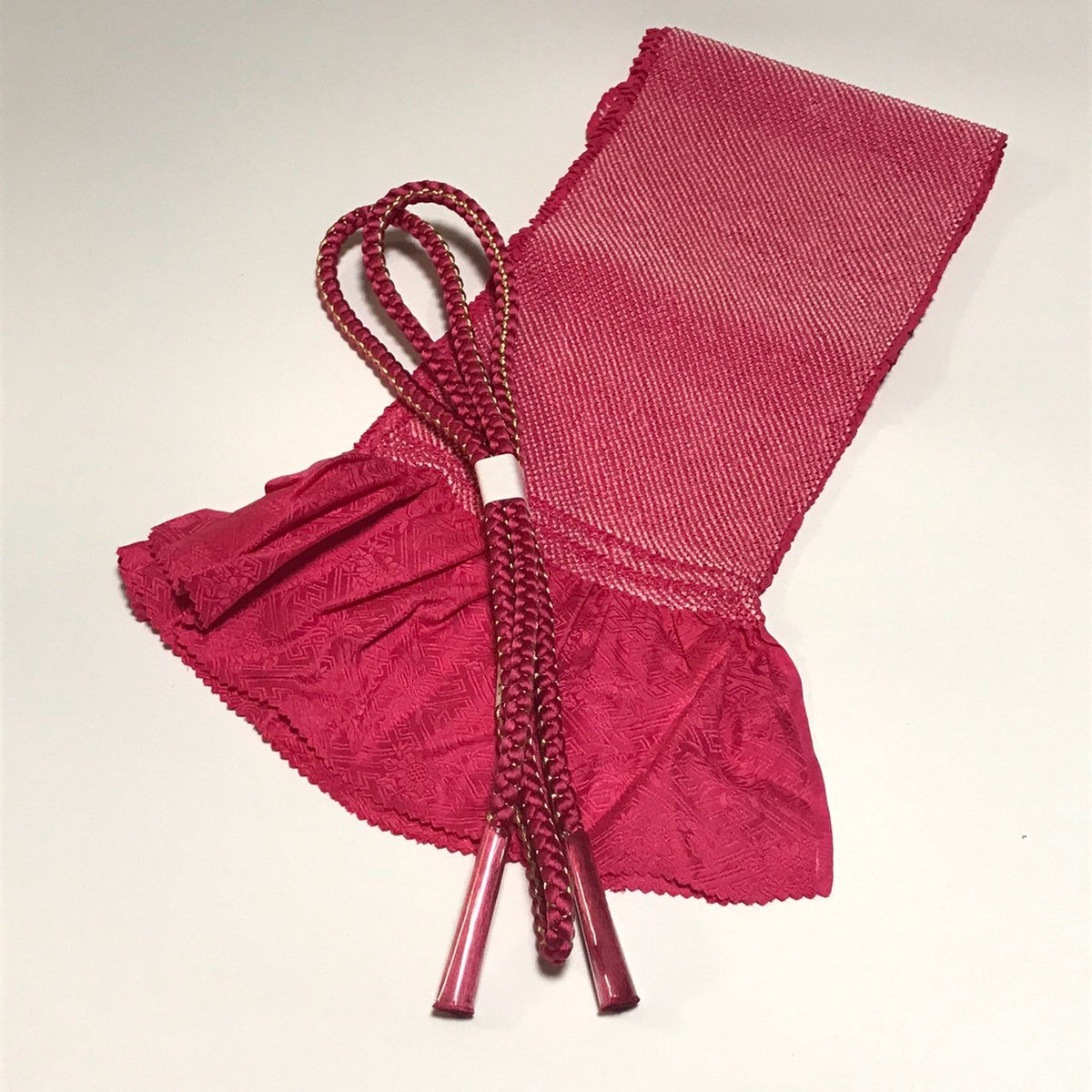 ［9951］帯締め 帯揚げ セット 美品 総絞り 金糸 正絹 着物 帯絞め 成人式 振袖