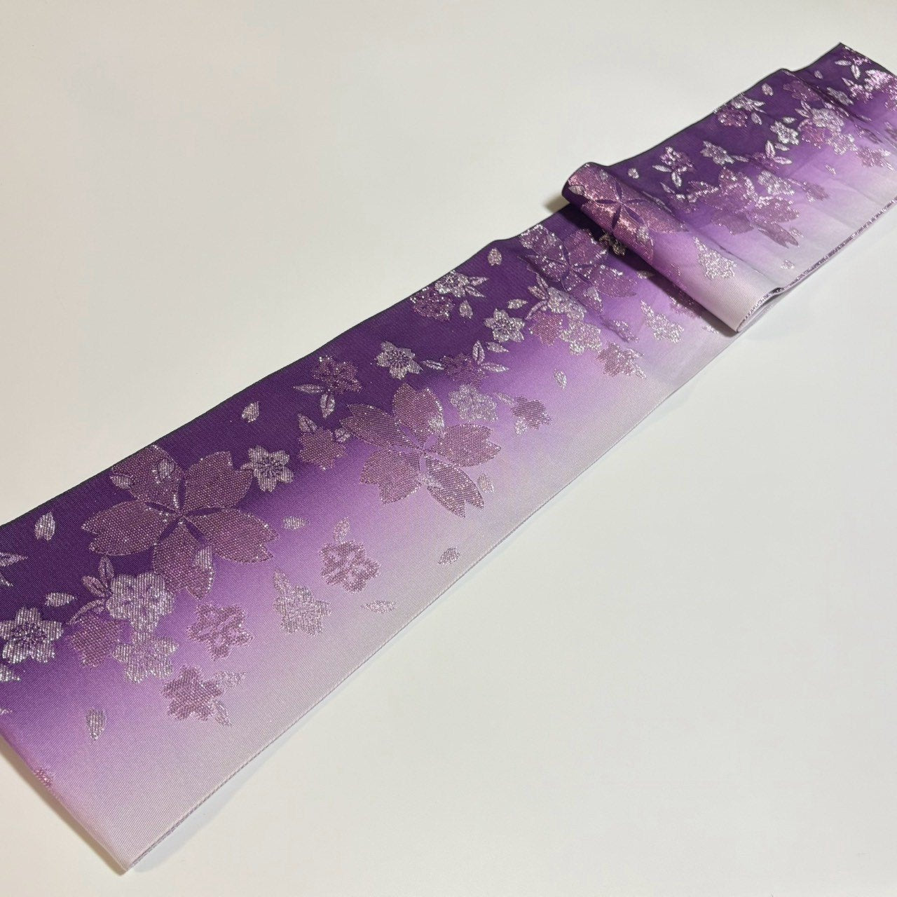 ［9537］半幅帯 舞花文様 ぼかし 銀糸 逸品 半巾帯 浴衣 着物 レディース 袴
