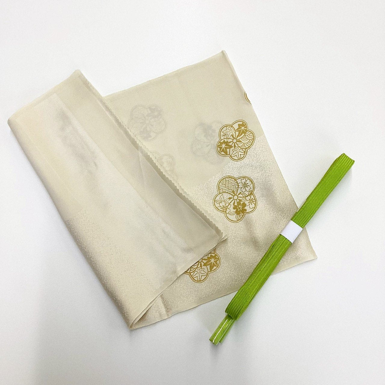 ［8553］帯締め 帯揚げ セット 梅花吉祥文様 正絹 着物 帯絞め