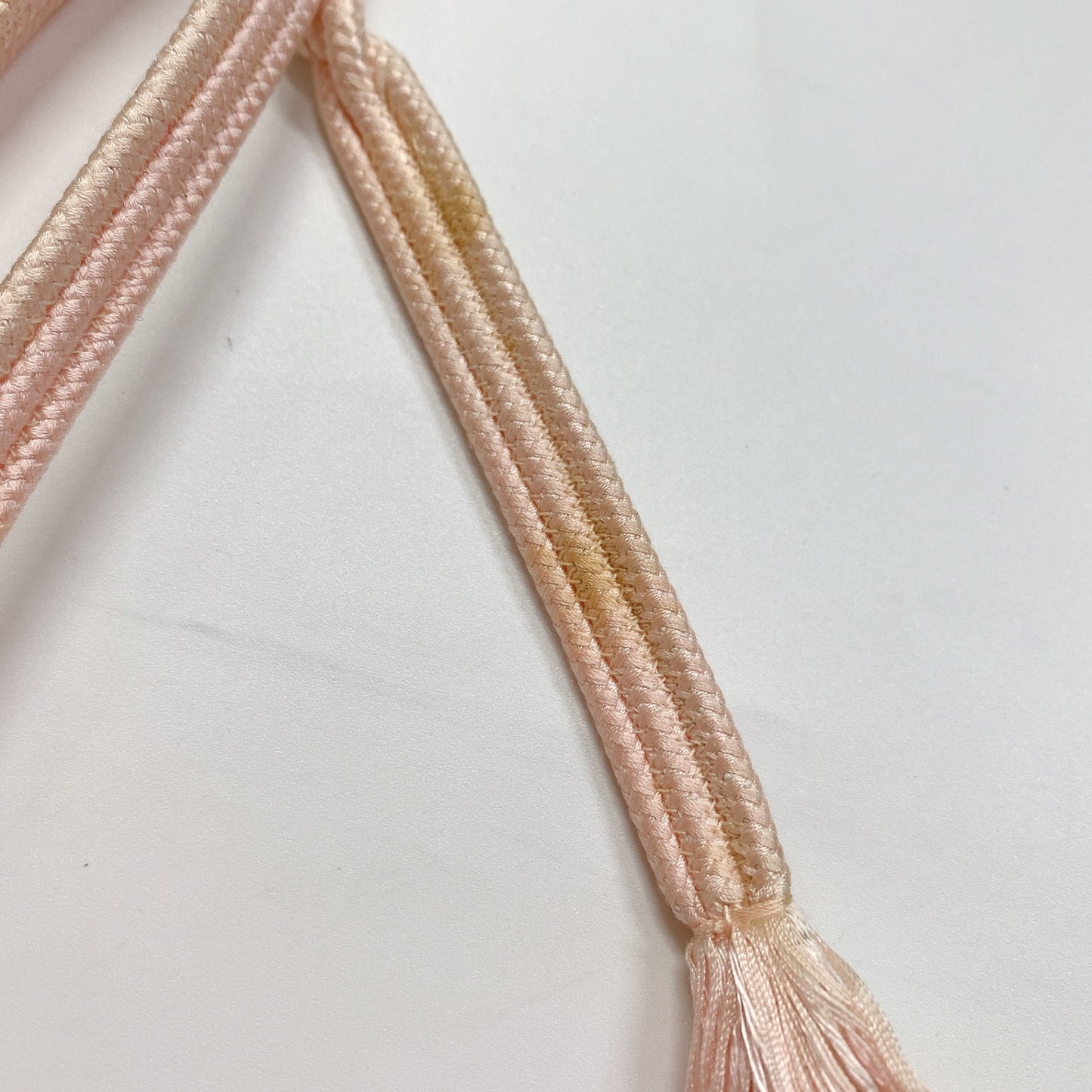 ［8662］帯締め 帯揚げ セット 花びら散らし 金彩 正絹 着物 帯絞め