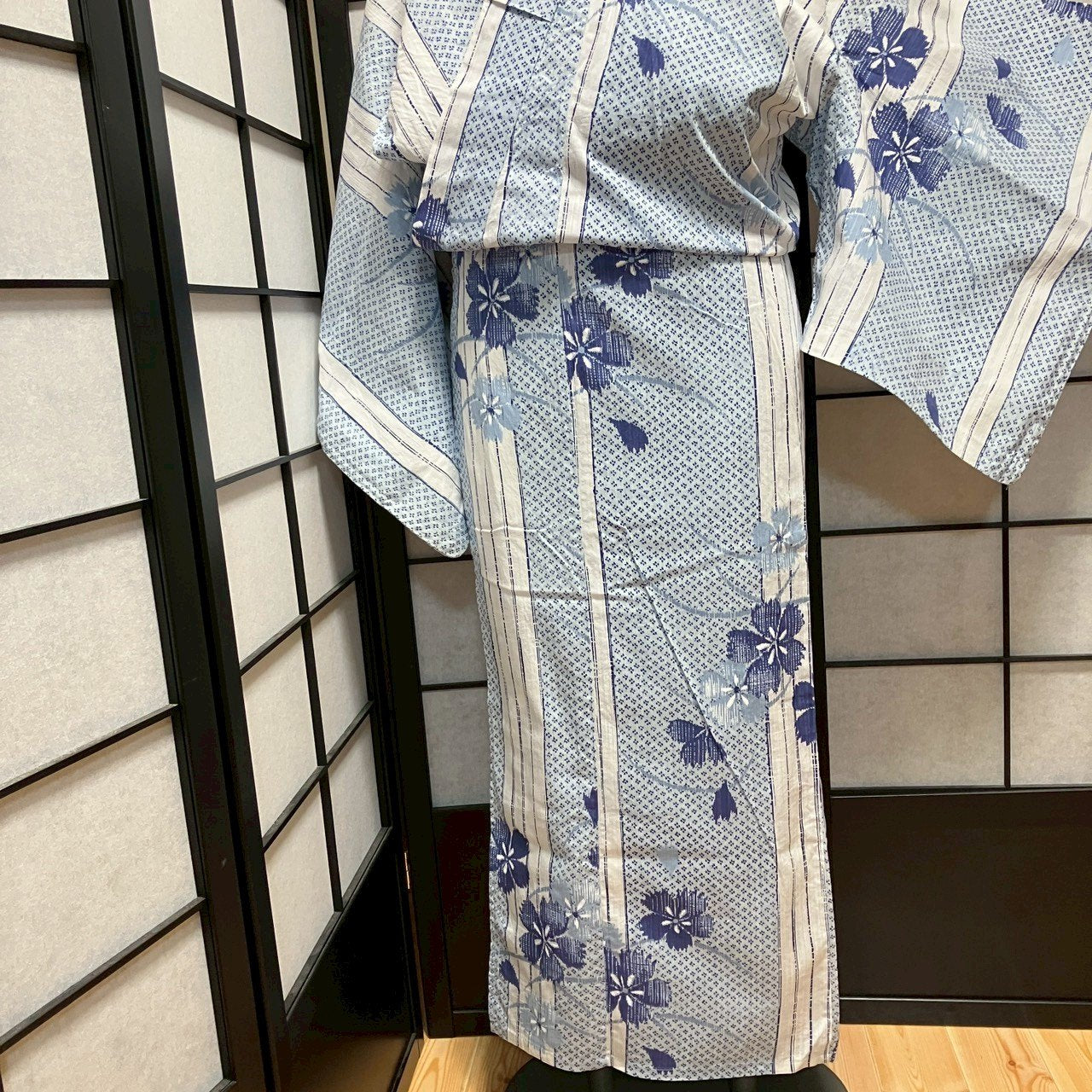 ［9442］浴衣 美品 縞帳草花文様 逸品 ゆかた レディース 綿 リメイク
