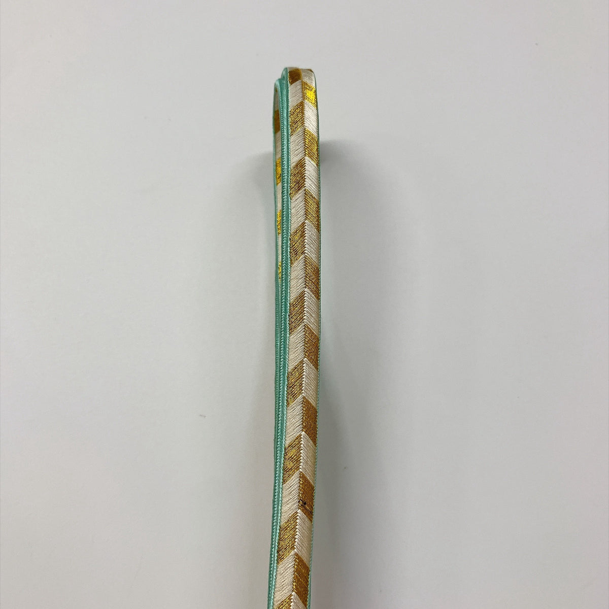 ［9819］帯締め 帯揚げ セット 草花文様 金糸 白 正絹 着物 帯絞め