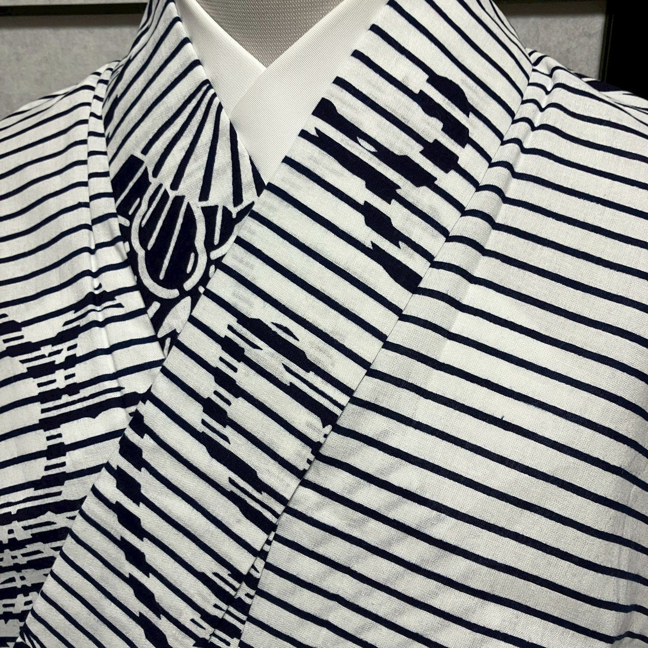 ［9451］浴衣 美品 横段花扇文様 白 綿 リメイク ゆかた レディース