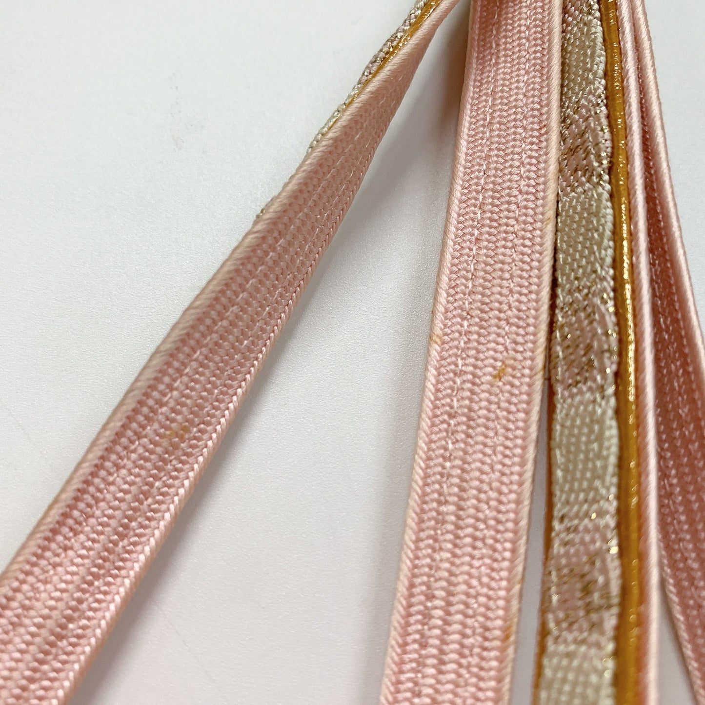［8727］帯締め 帯揚げ セット 花流水文様 金糸 正絹 着物 帯絞め