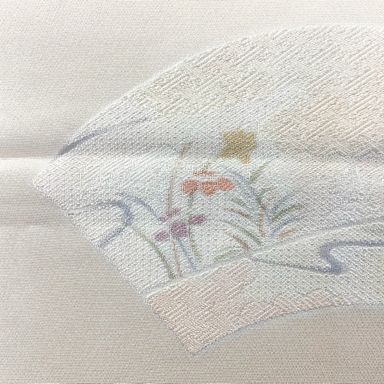［8289］帯締め 帯揚げ セット 世紀二十一糸 総意匠 群馬シルク 白 正絹 着物 帯絞め