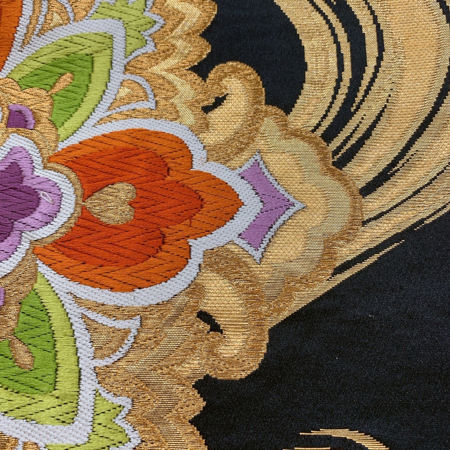 ［8981］袋帯 花菱流水文様 刺繍 金彩 黒 六通 正絹 着物 フォーマル