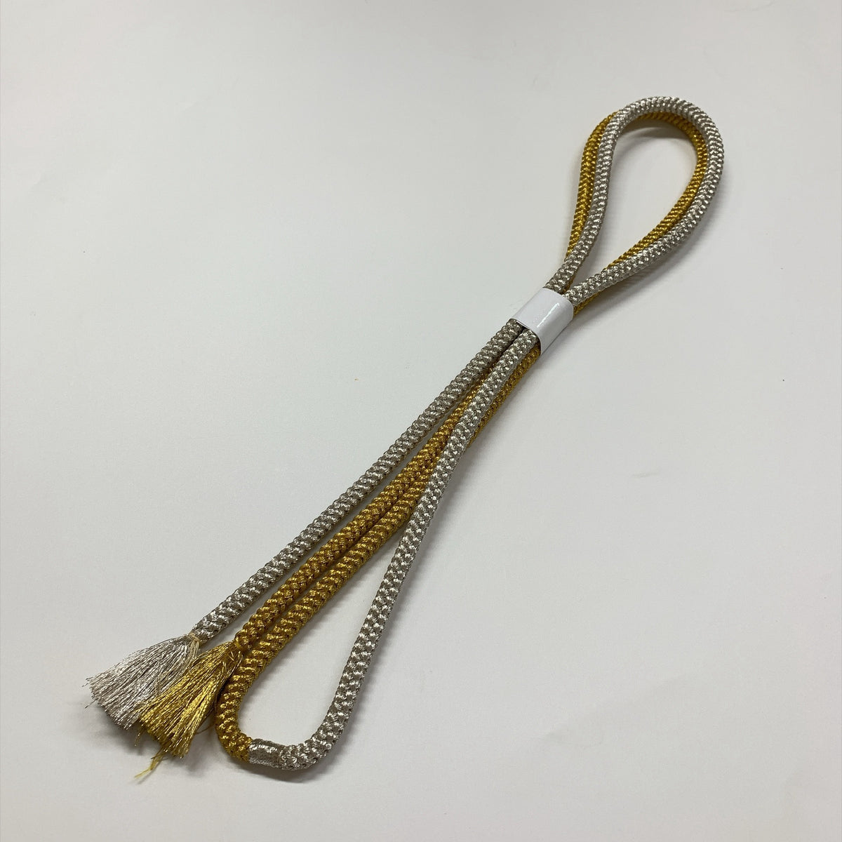 ［9271］帯締め 帯揚げ セット 草花文様 金銀糸 白 正絹 着物 帯絞め